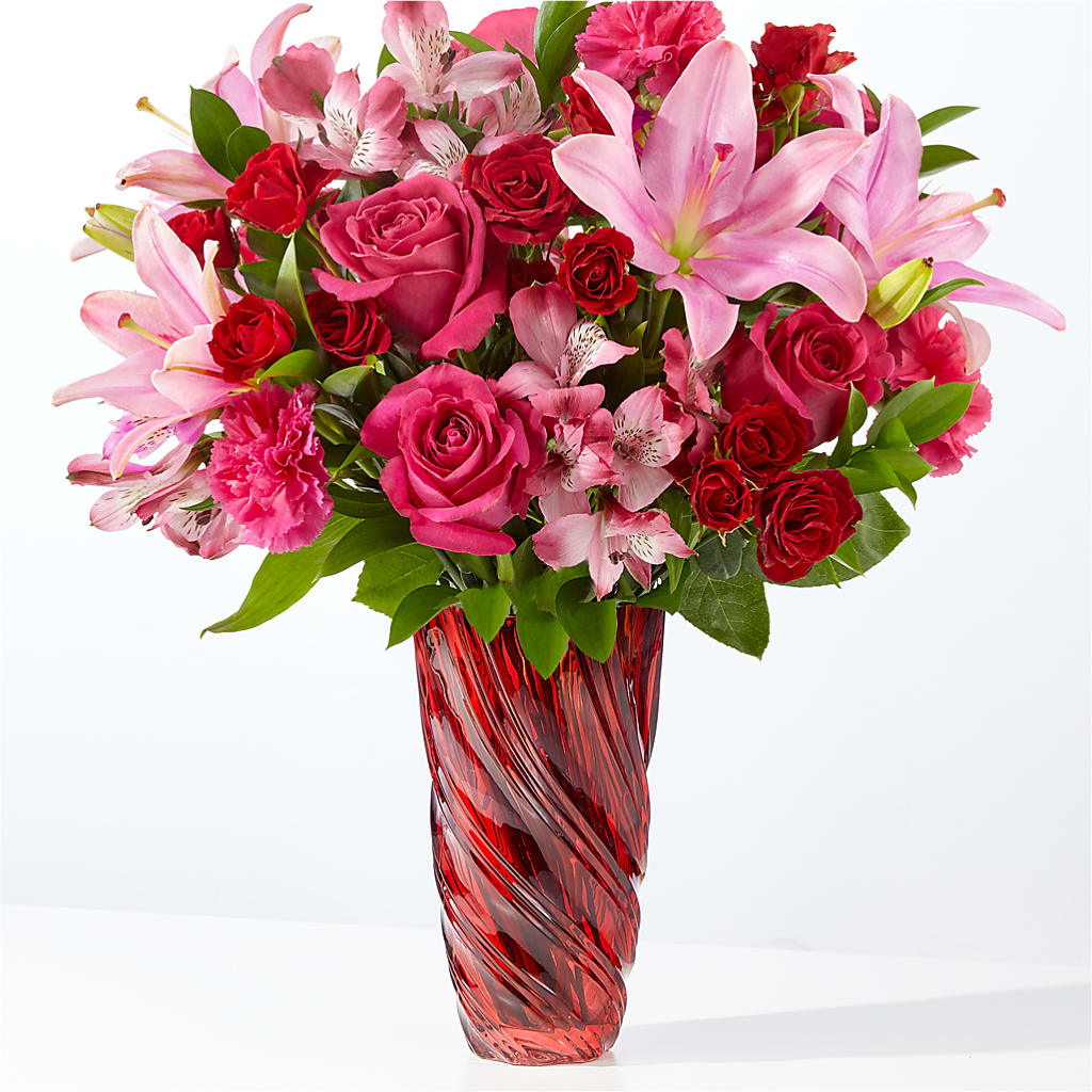 In Love Bouquet with Luxe Swirl Vase – United Market Street, Lubbock TX