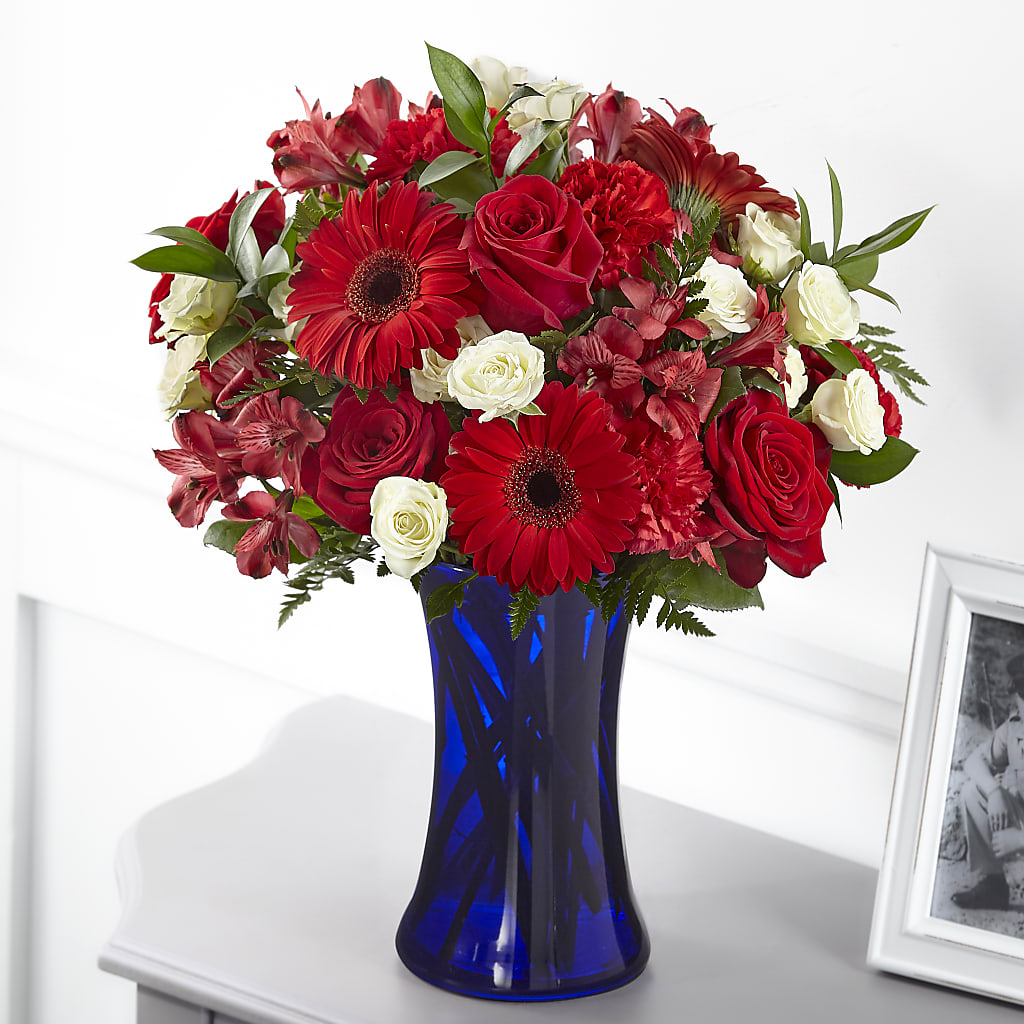 Hearts Embrace Bouquet – United Market Street, Lubbock TX