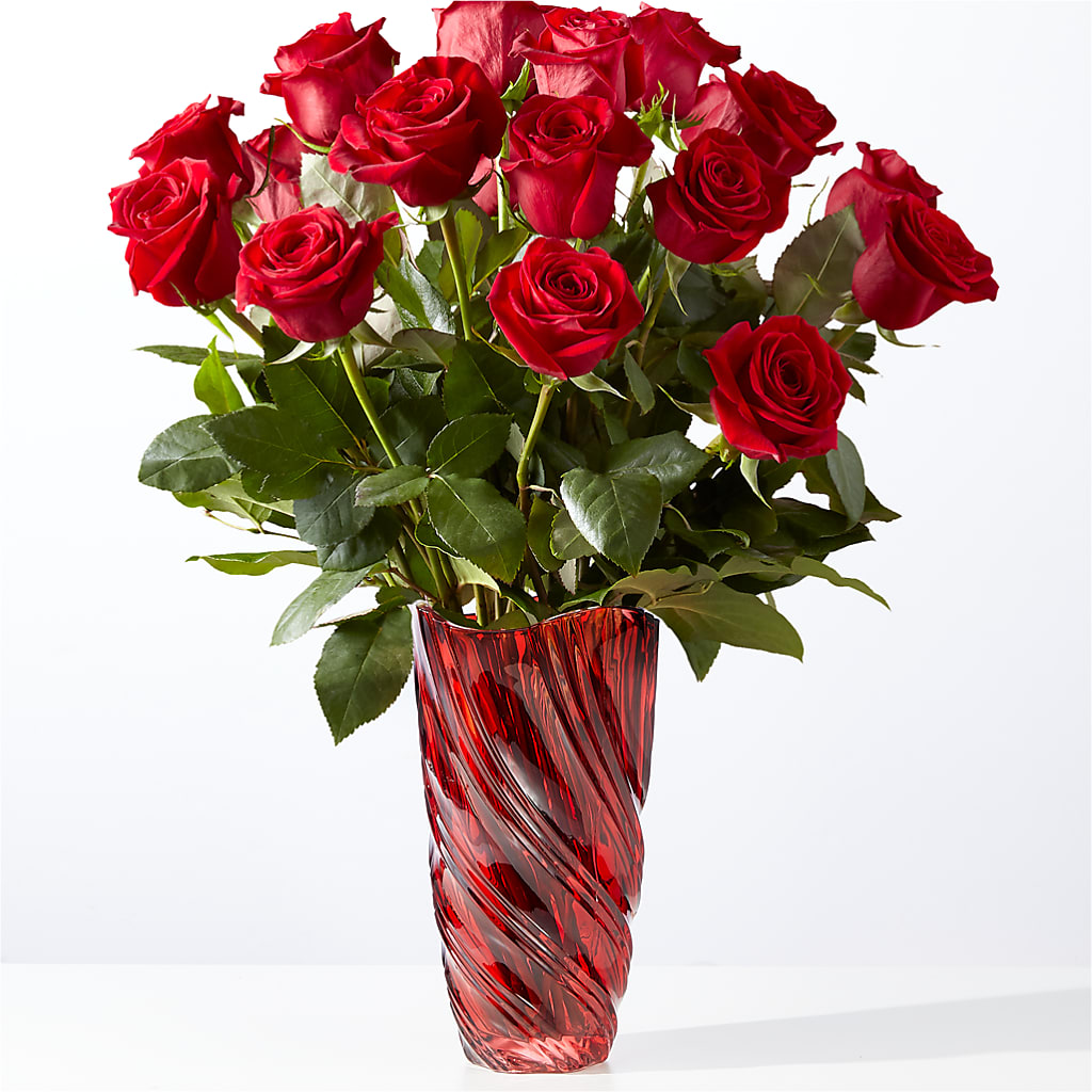 Classic Love Red Rose Bouquet with Luxe Swirl Vase – United Market Street, Lubbock TX