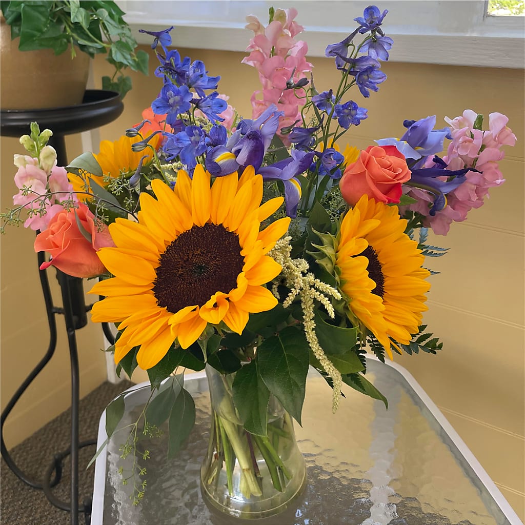 Rays of Life Bouquet –  United Market Street, Lubbock TX