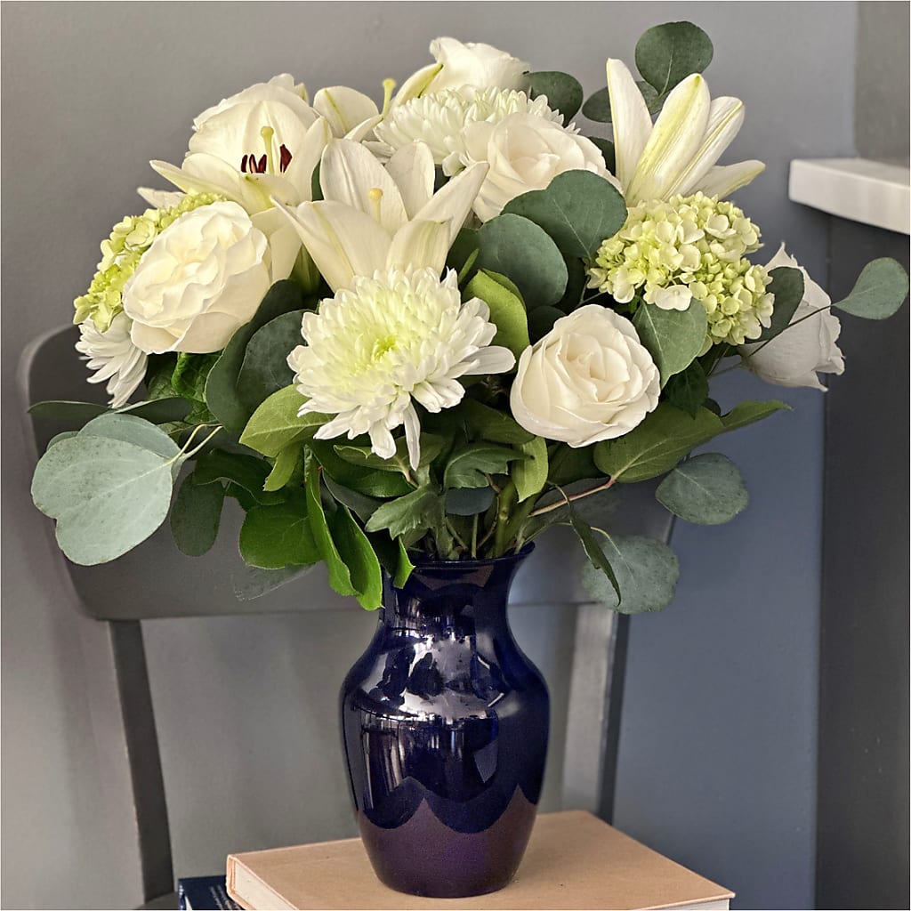 Snowy Dreams Bouquet –  United Market Street, Lubbock TX