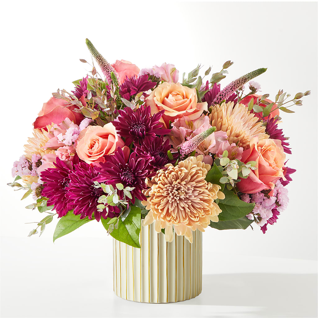Berry Cobbler Bouquet with Ivory Vase –  United Market Street, Lubbock TX