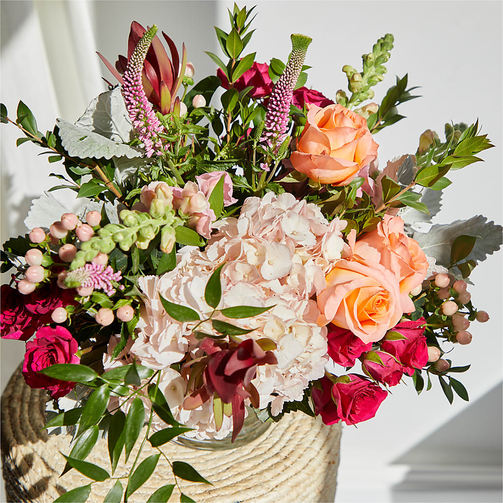 Glitz & Glam Bouquet –  United Market Street, Lubbock TX