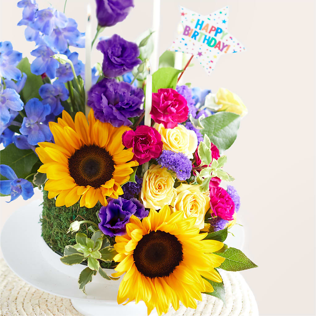 Star of the Day Floral Cake –  United Market Street, Lubbock TX
